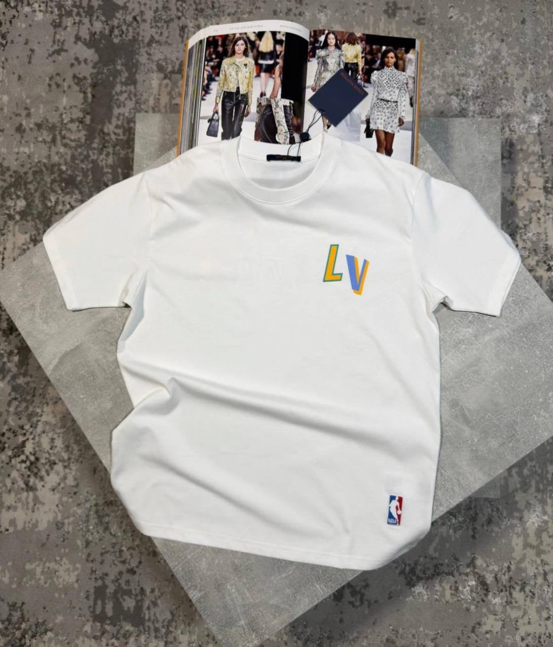 T SHIRT