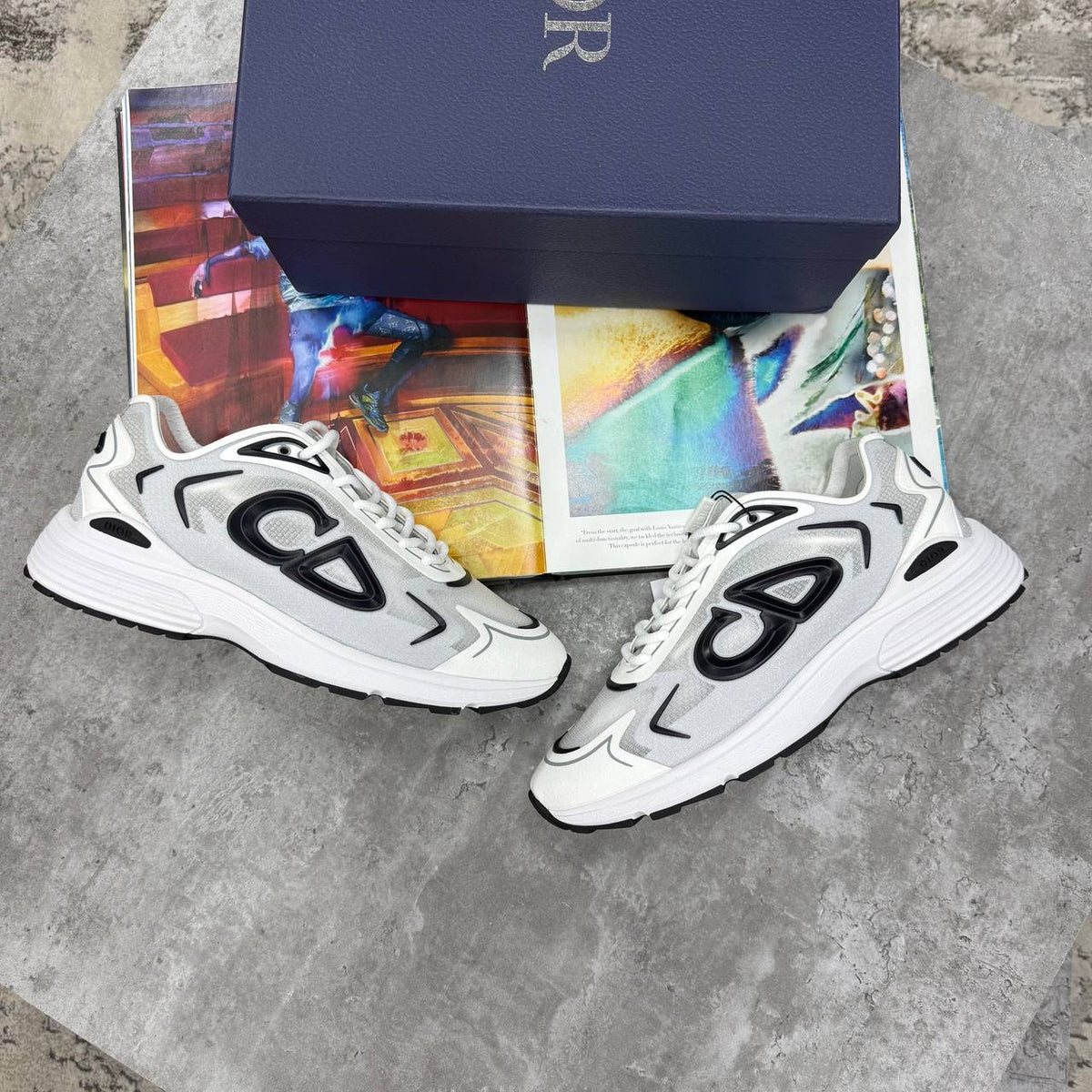 B30 TRAINERS - WHITE