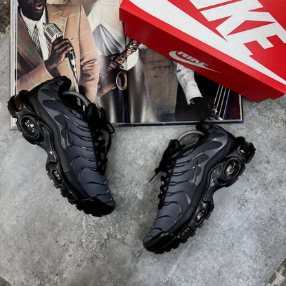 TRAINERS