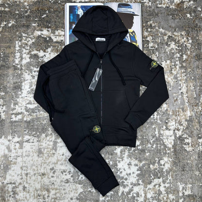 TRACKSUIT