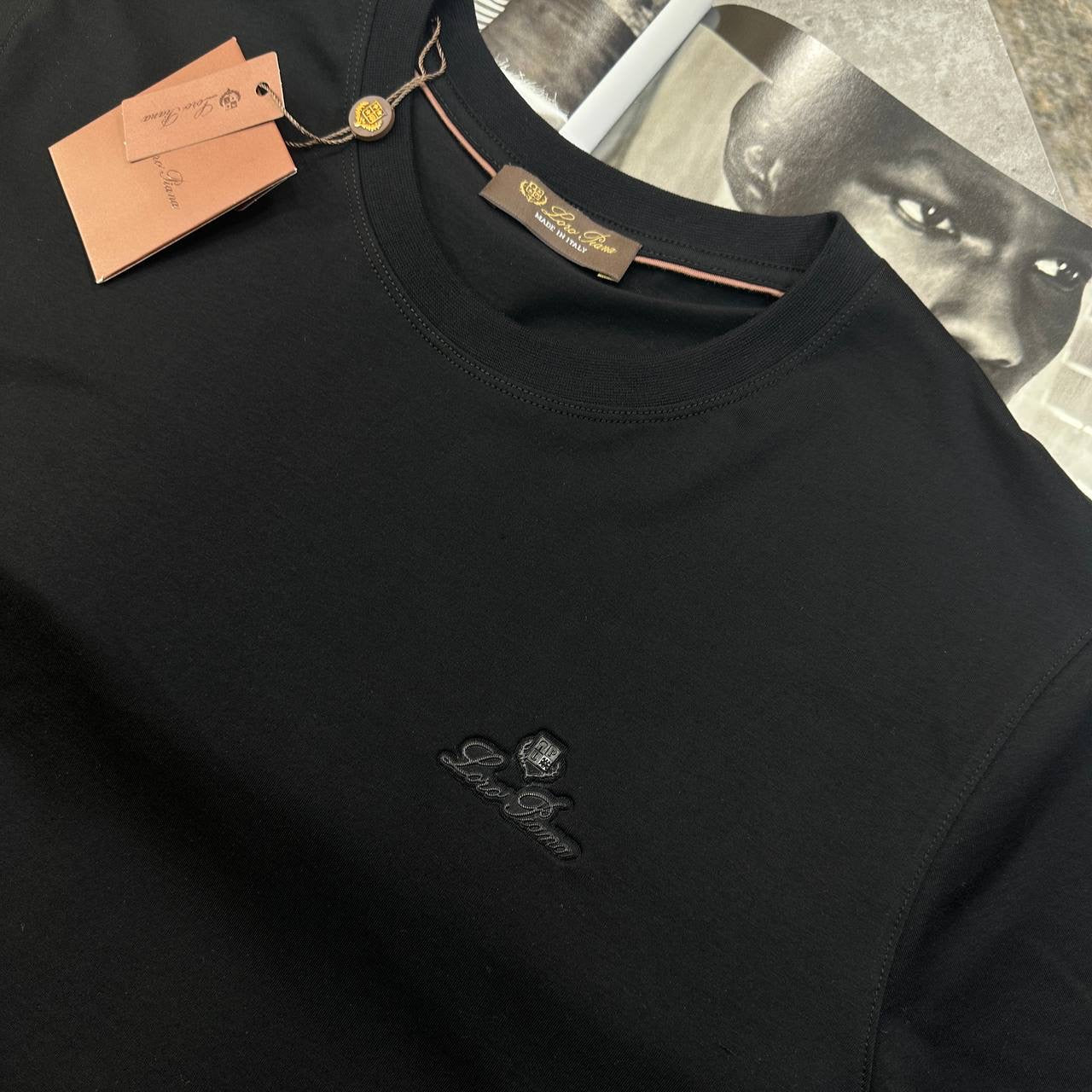 T SHIRT