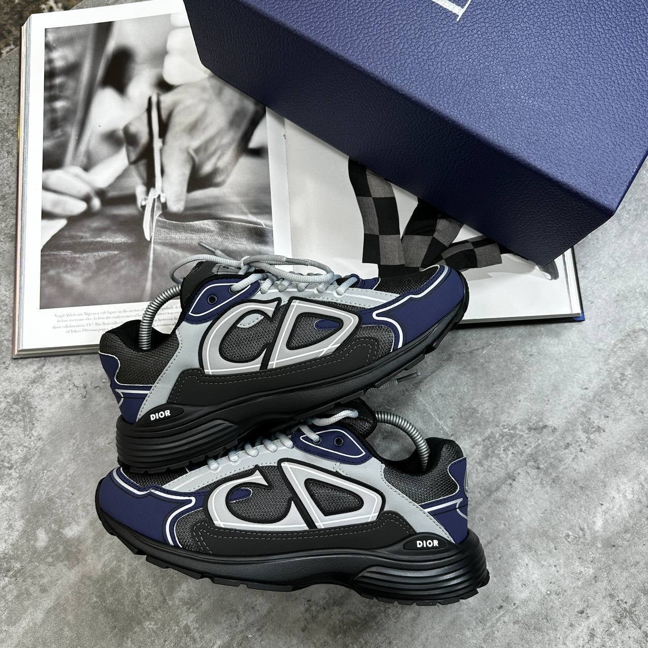 DESIGNER TRAINER