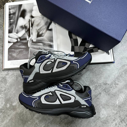 DESIGNER TRAINER