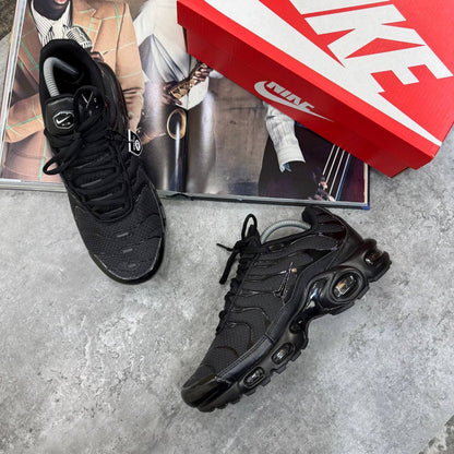 TRAINERS