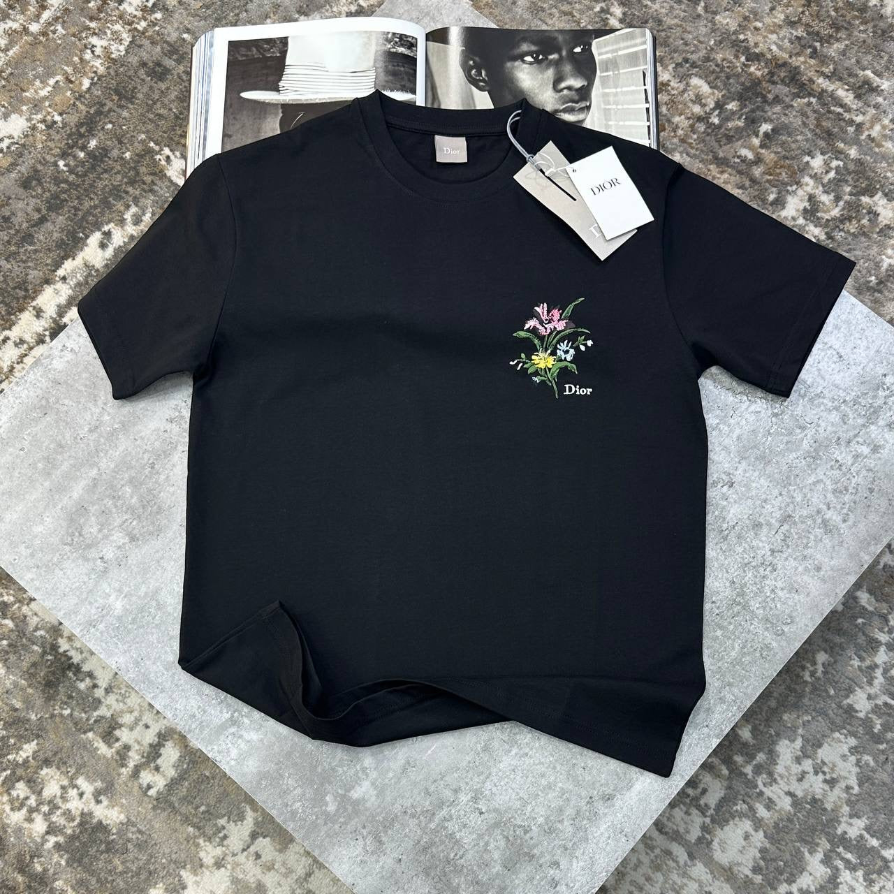 DESIGNER T SHIRT