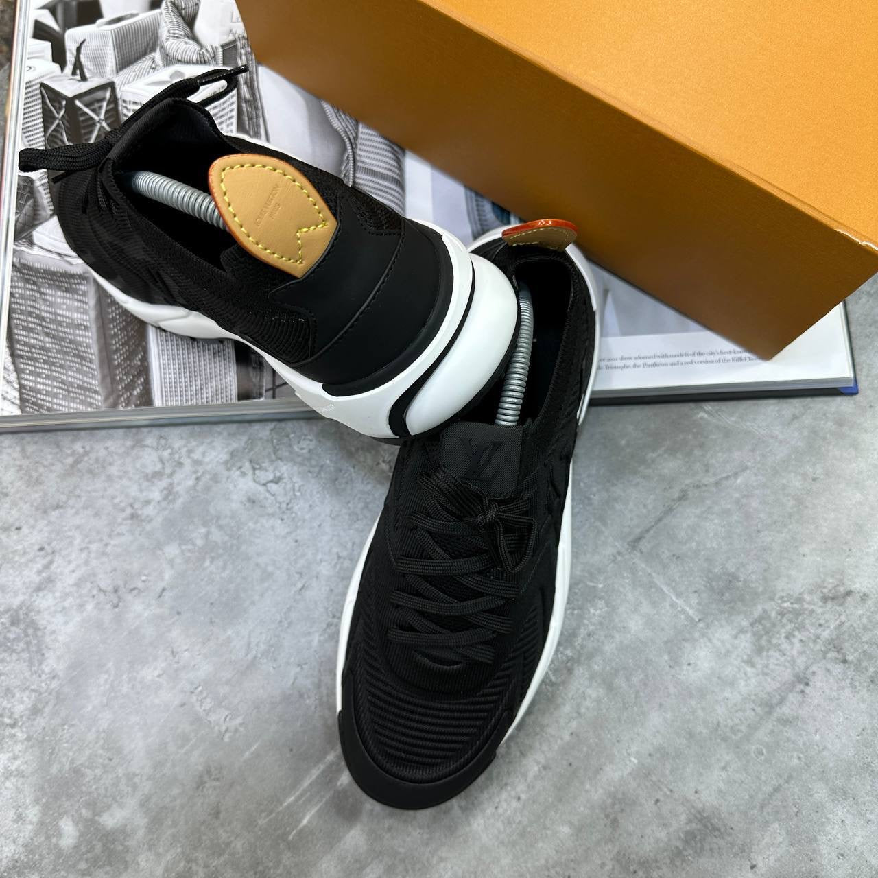 TRAINERS