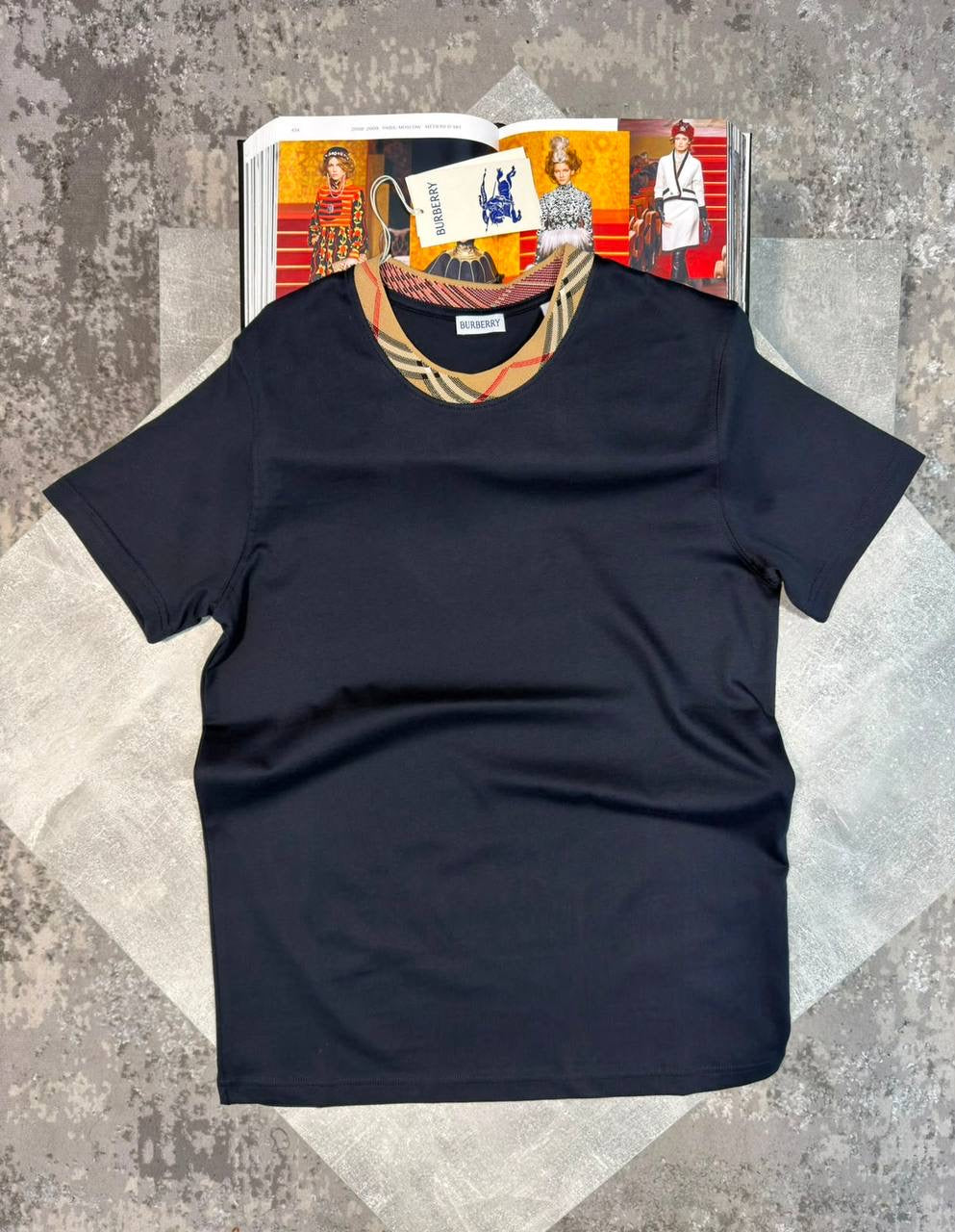 T SHIRT
