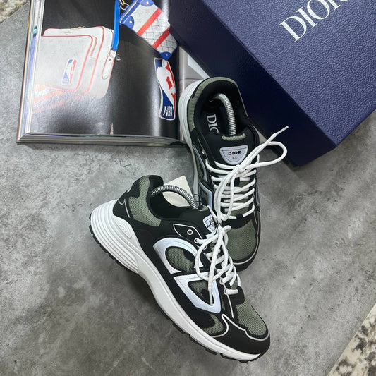 TRAINERS
