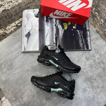 TRAINERS