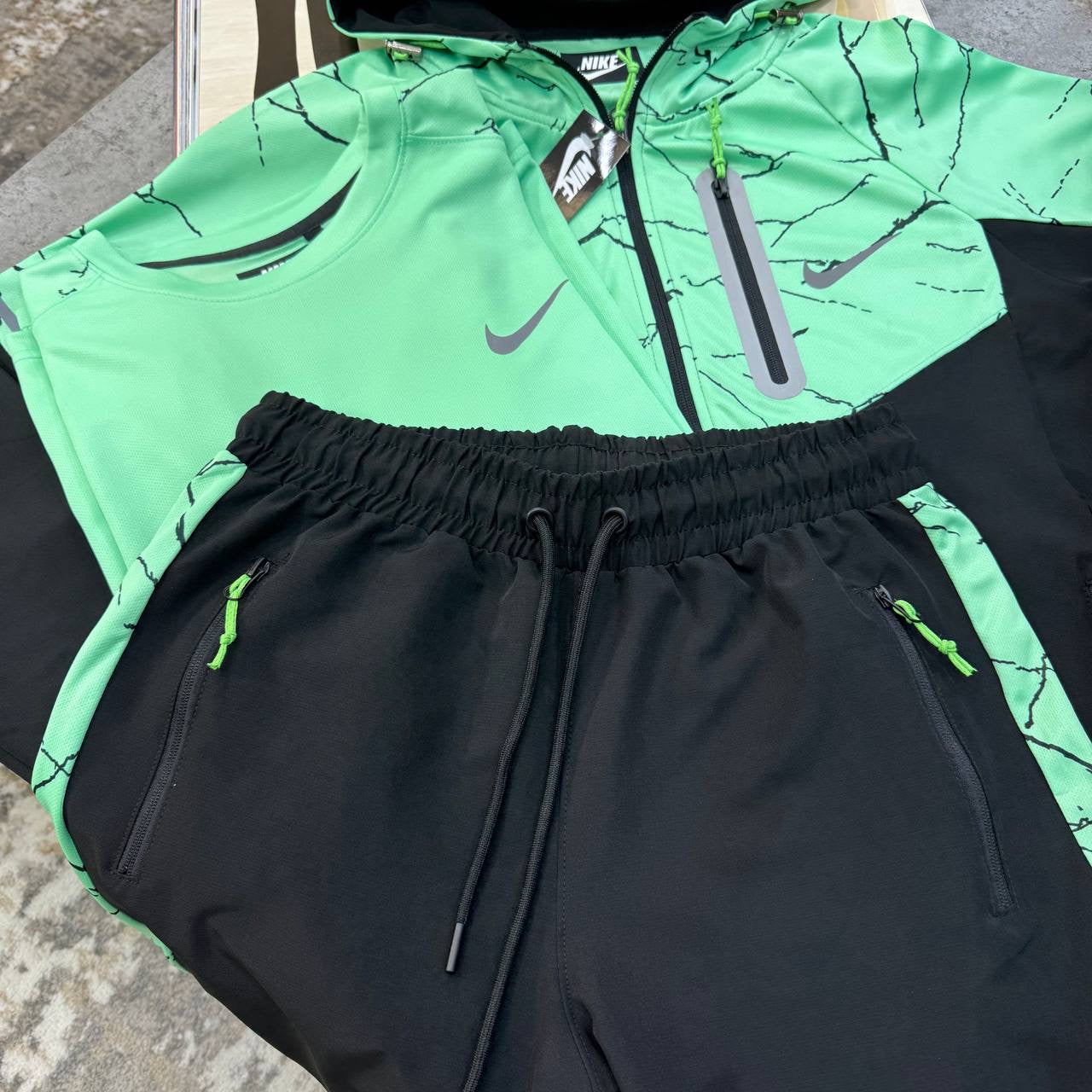 NKE 3 PIECE SET
