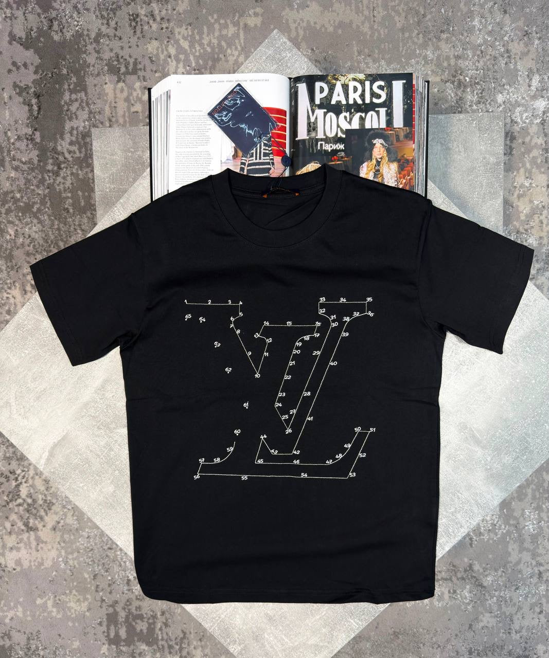 T SHIRT