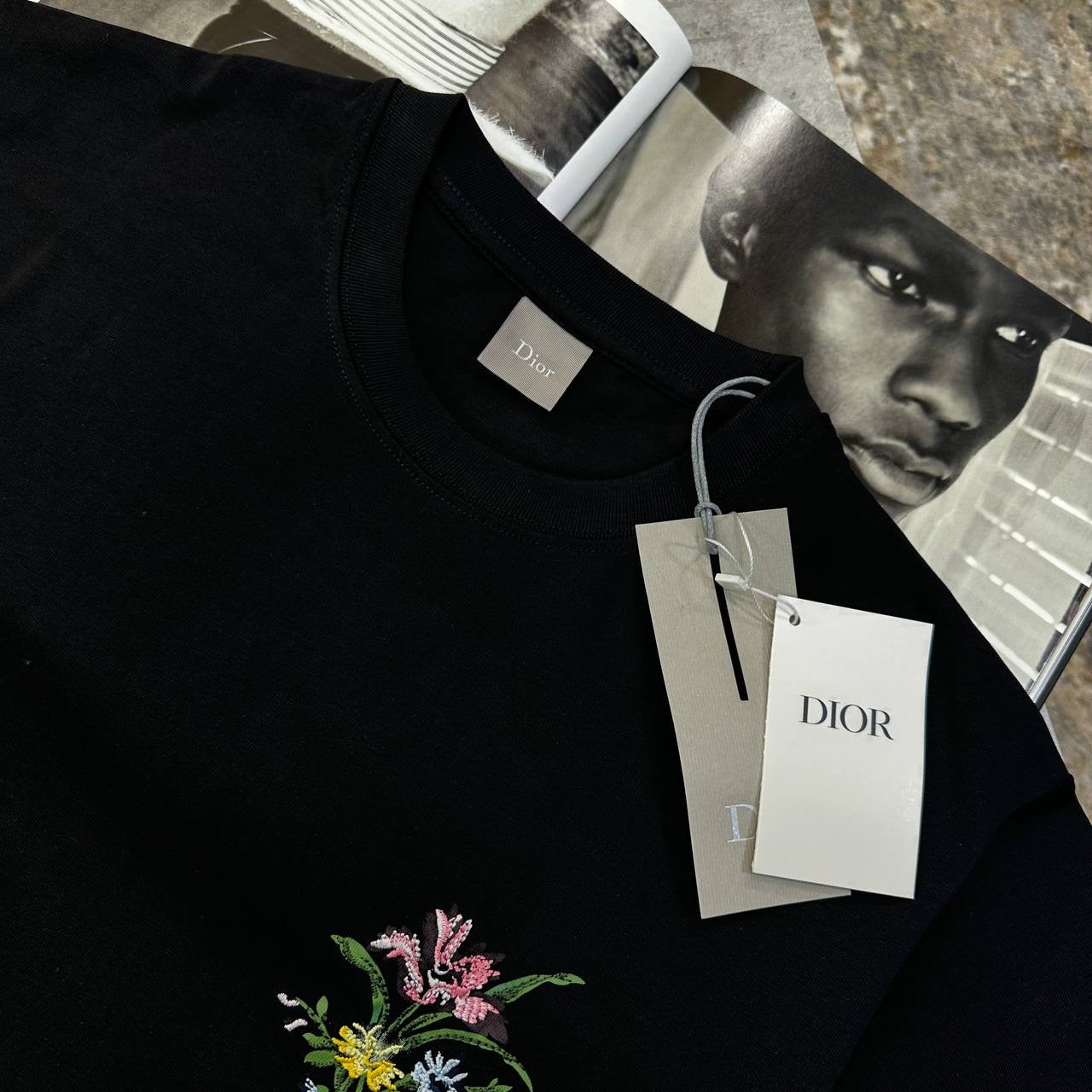 DESIGNER T SHIRT