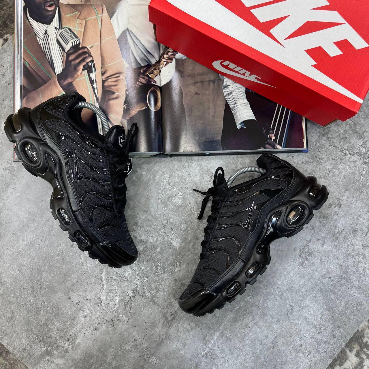 TRAINERS
