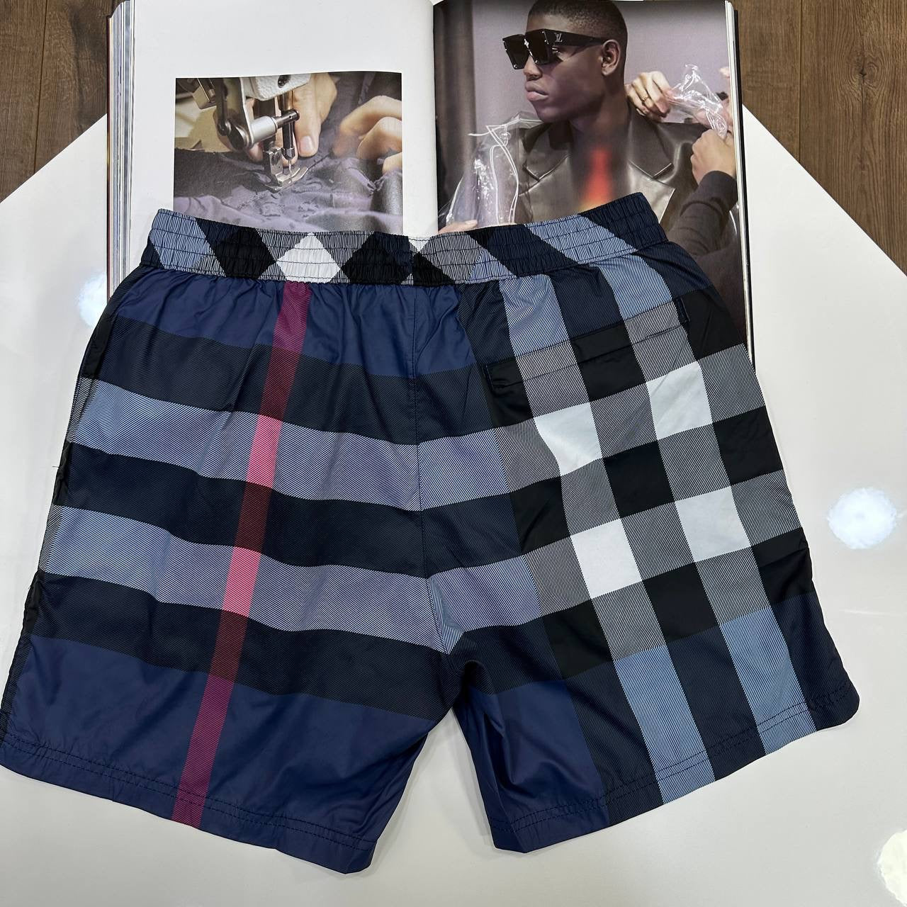 BRBRRY SHORTS NAVY