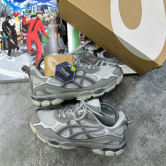 ASICS