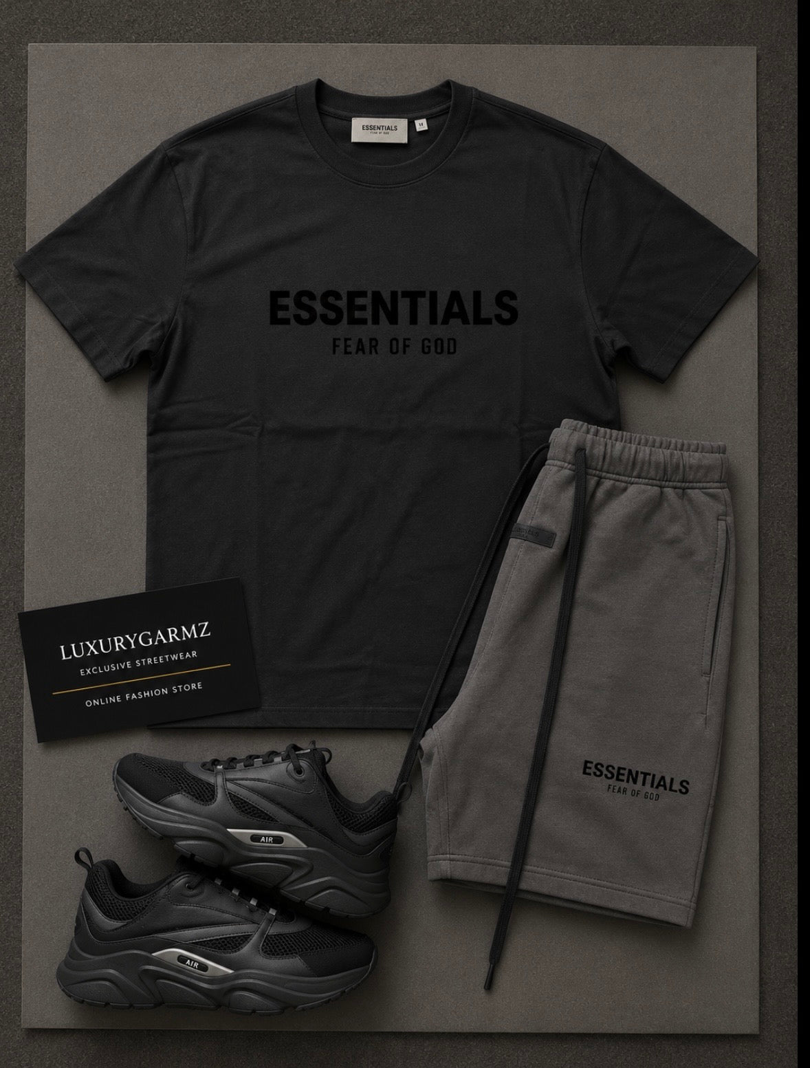 ESSENTIALS SET