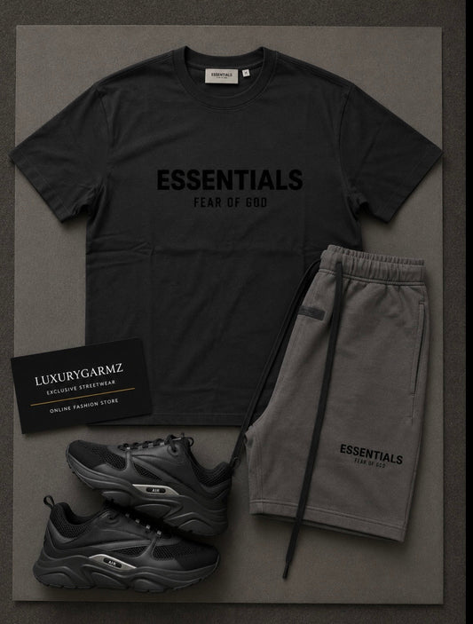 ESSENTIALS SET