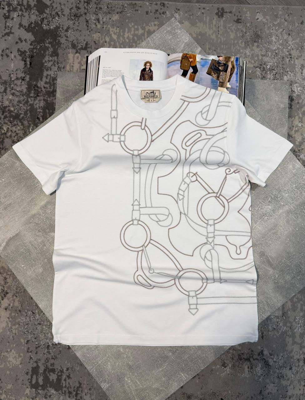T SHIRT