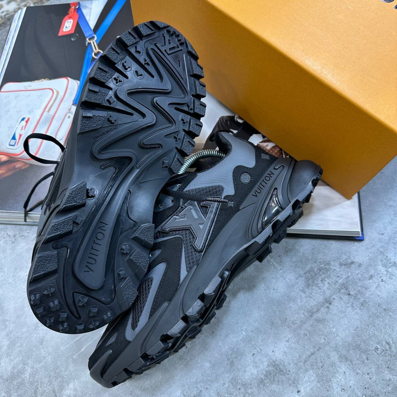 TRAINER