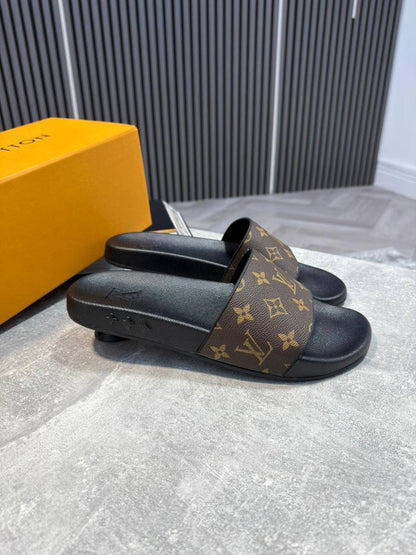 L-VEE SLIDES