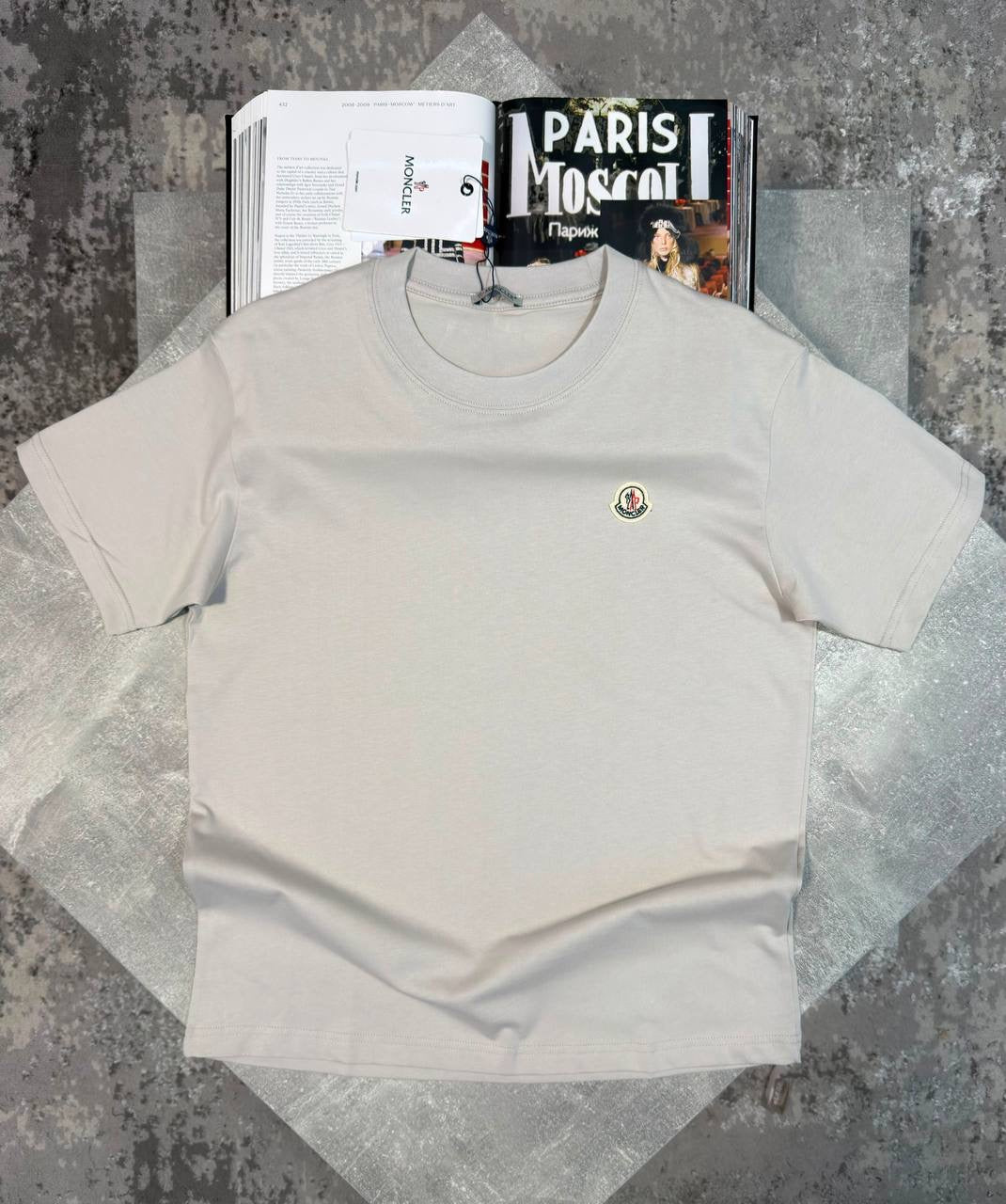 T SHIRT