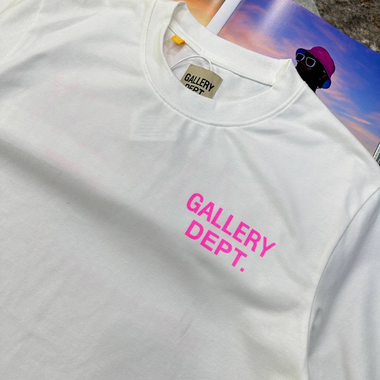 T SHIRT