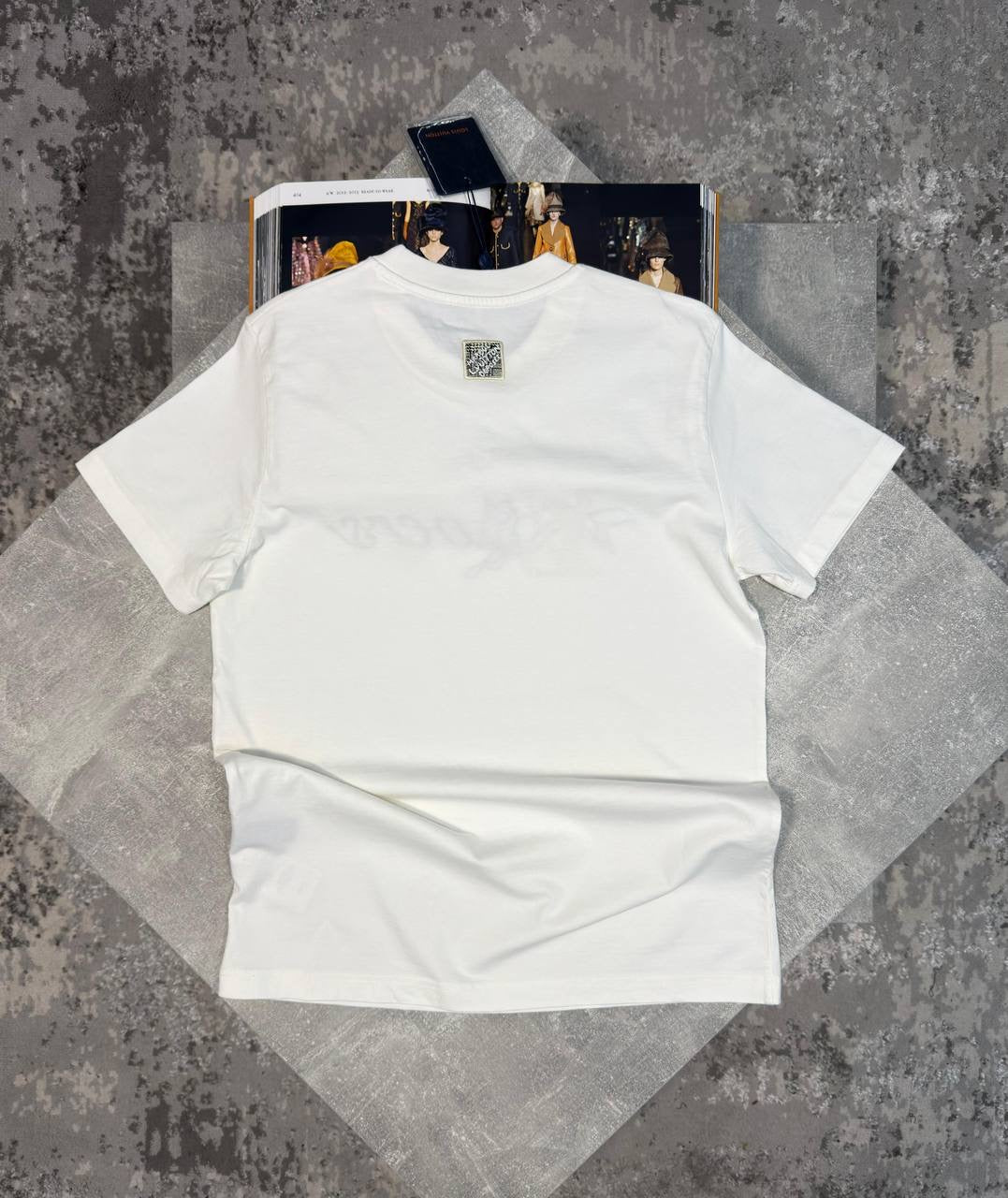 LV T SHIRT