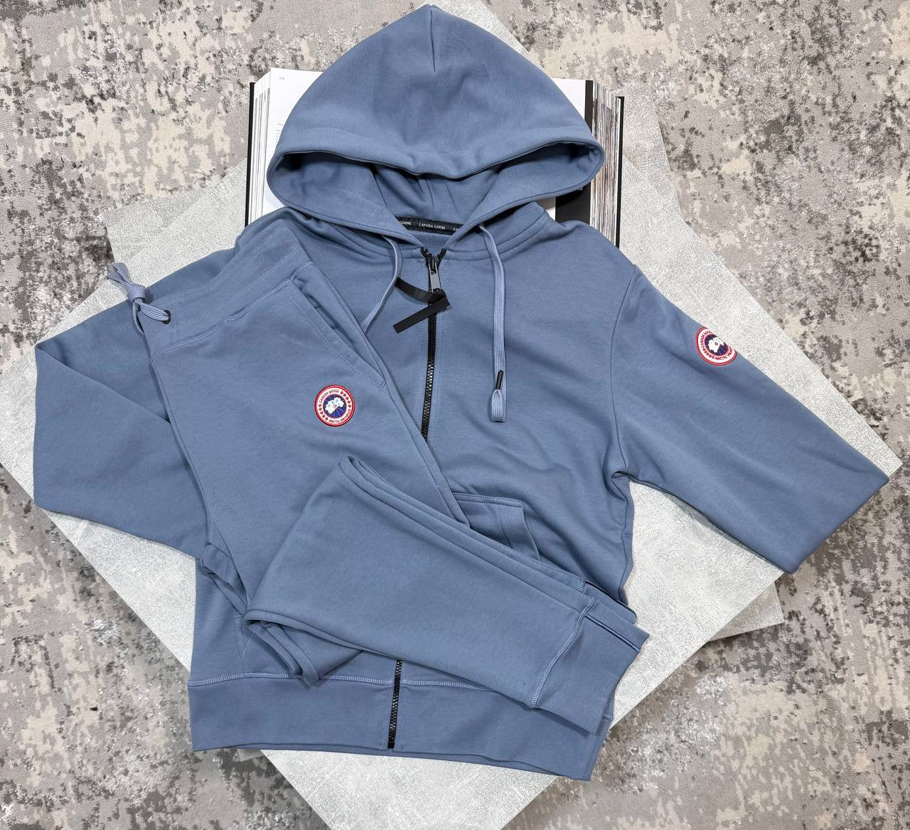 TRACKSUIT