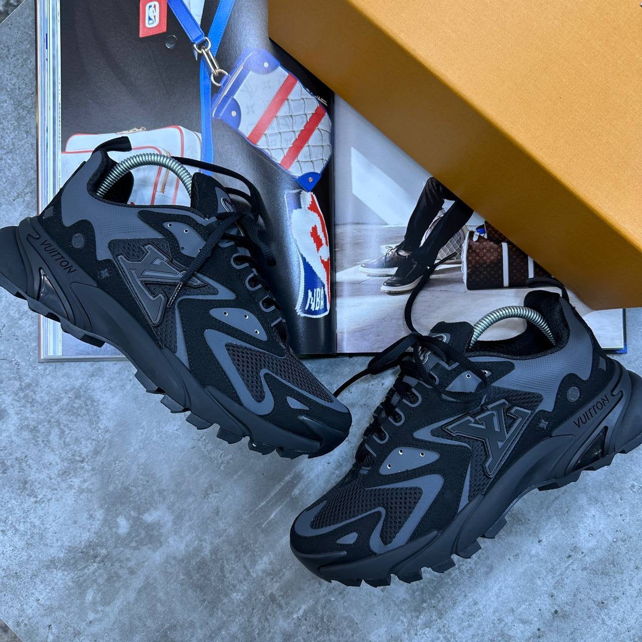 DESIGNER TRAINER