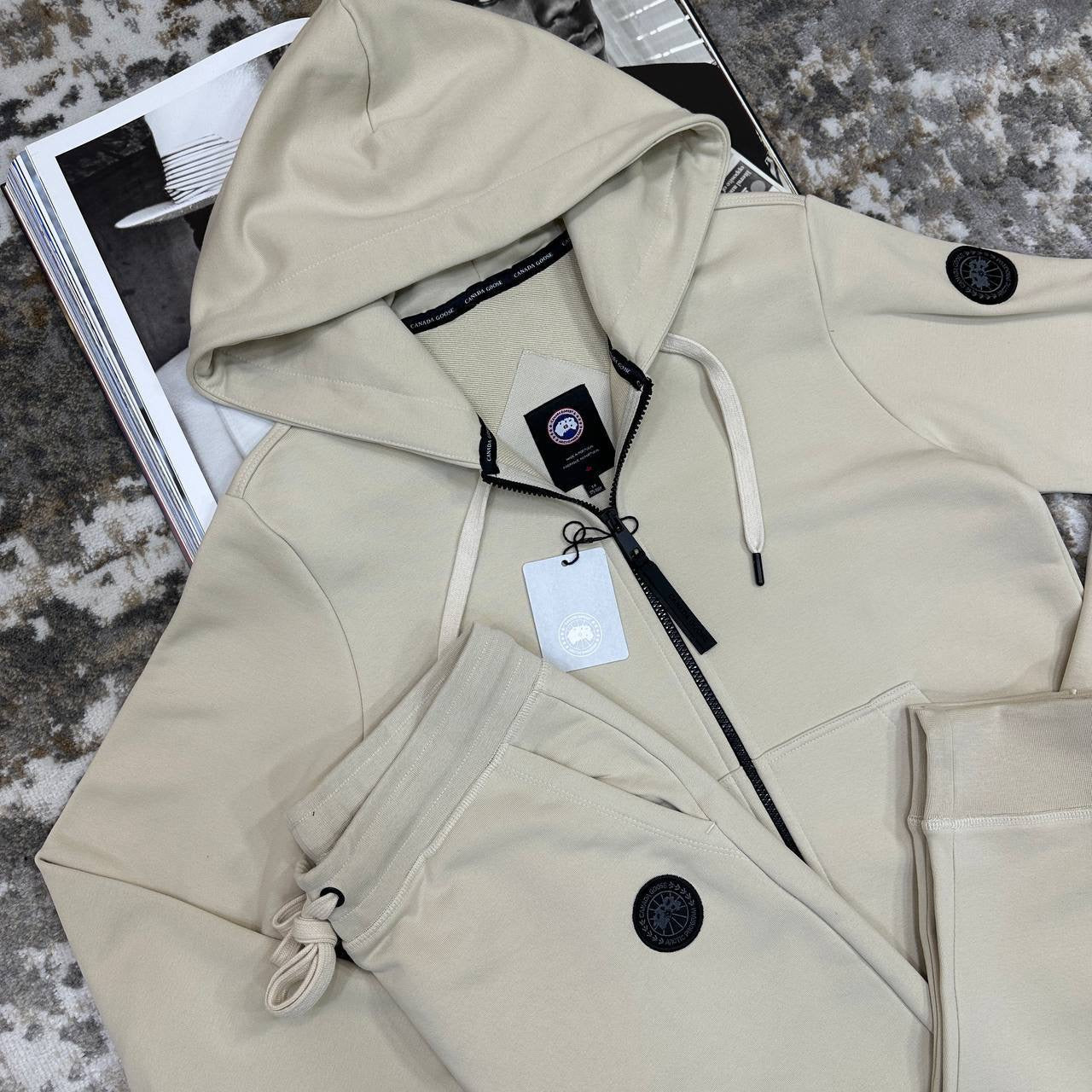 TRACKSUIT